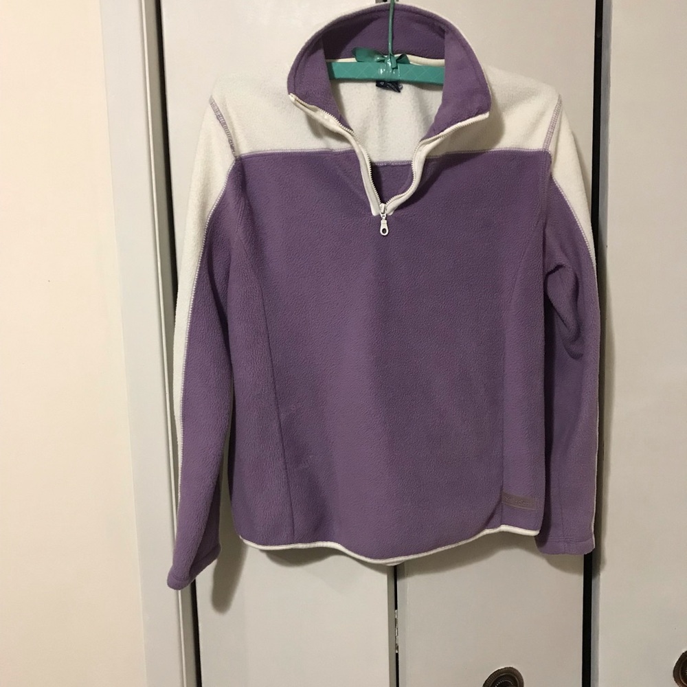Ladies Lilac & White Sweater $5.00 AS AN ADD ON